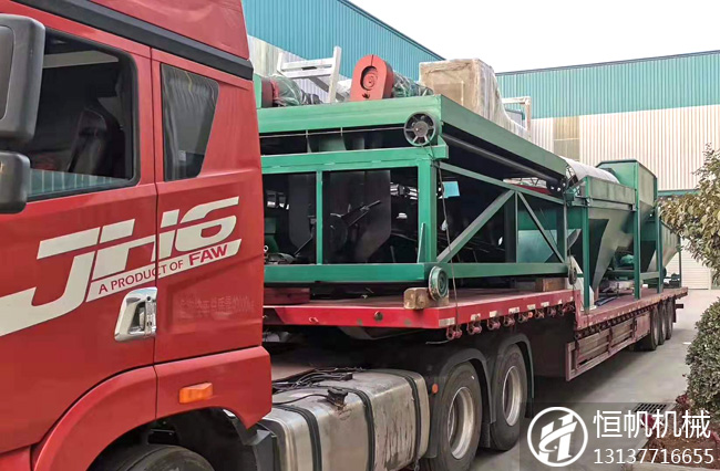 槽式翻拋機、滾筒篩分機裝車